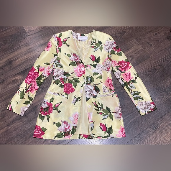 Adrienne Vittadini Jackets & Blazers - 1980s/1990s Vintage Adrienne Vittadini Woman’s Floral Blazer